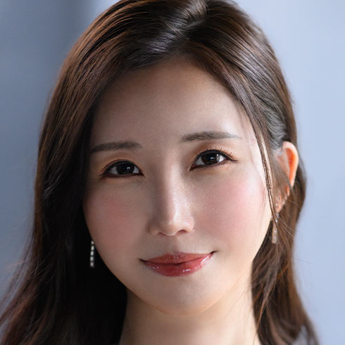 白川みなみ(夏目玲香)