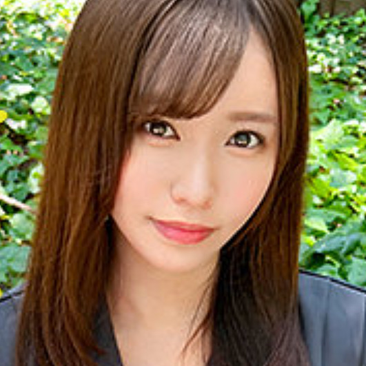 亜弓れおん(あゆみれおん)